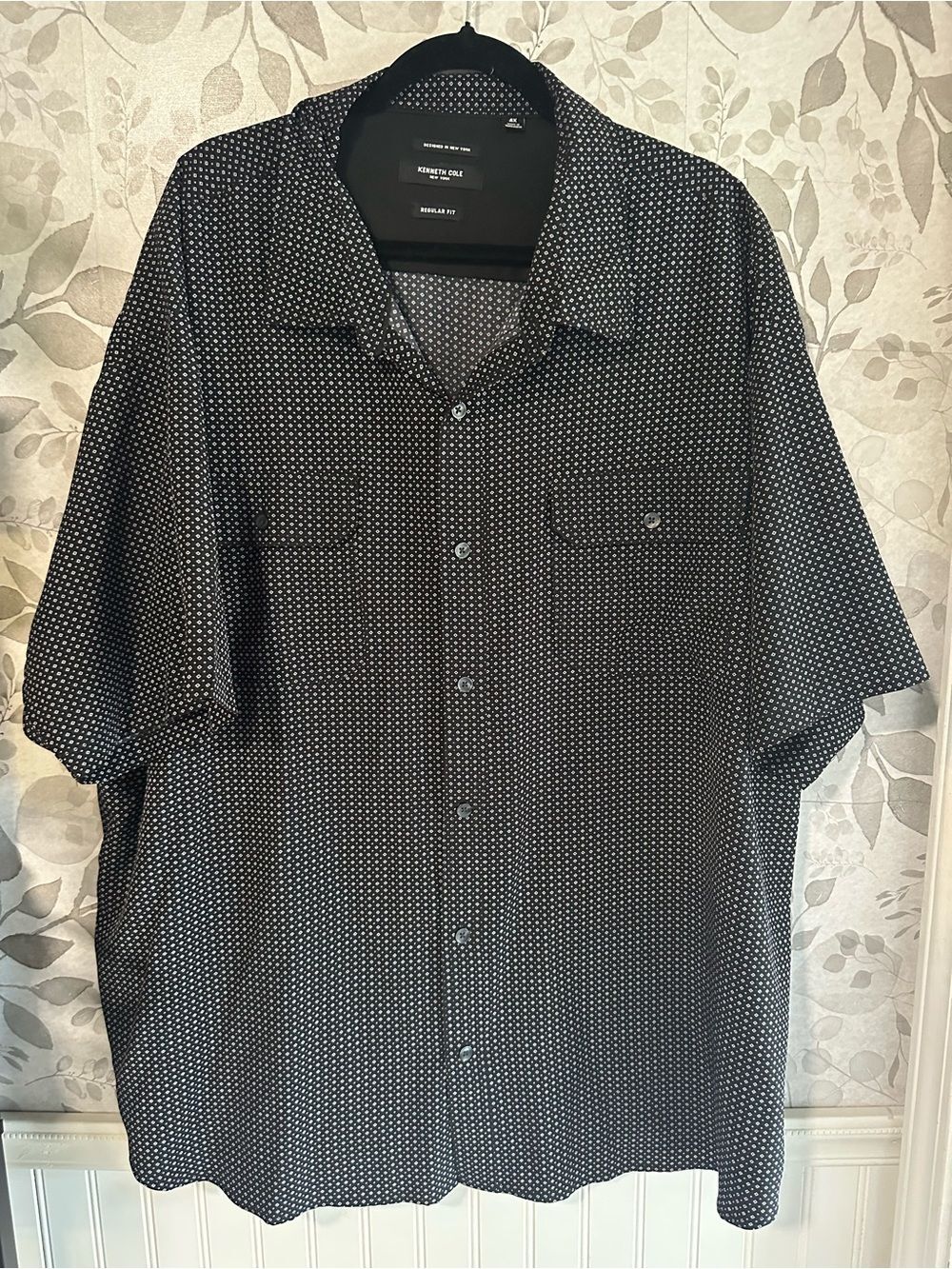 Kenneth Cole Black Short-Sleeve Button-Down Shirt Geometric 4X EUC Big and Tall